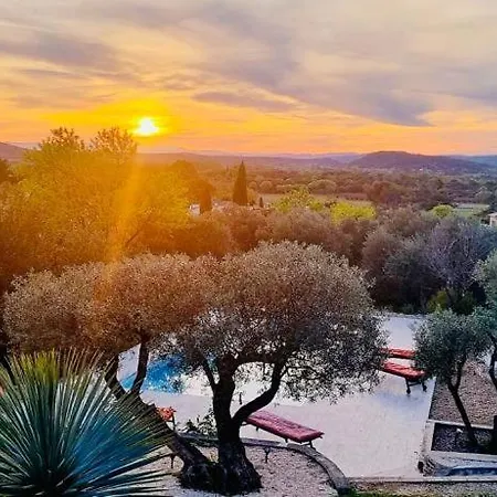 Bastide A Pied Piscine Vue Imprenable Havre De Paix Villa Uzes