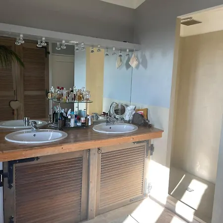 Bastide Uzes A Pied Avec Piscine Maison Les Ailes * Uzès