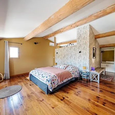 Bastide Uzes A Pied Avec Piscine Maison Les Ailes Vila Uzès