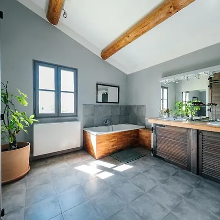 Vila Bastide Uzes A Pied Avec Piscine Maison Les Ailes