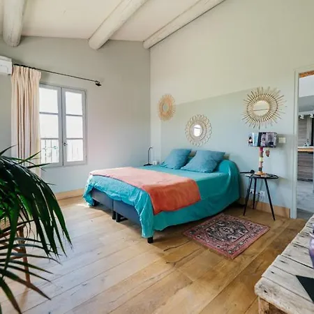 Vila Bastide Uzes A Pied Avec Piscine Maison Les Ailes